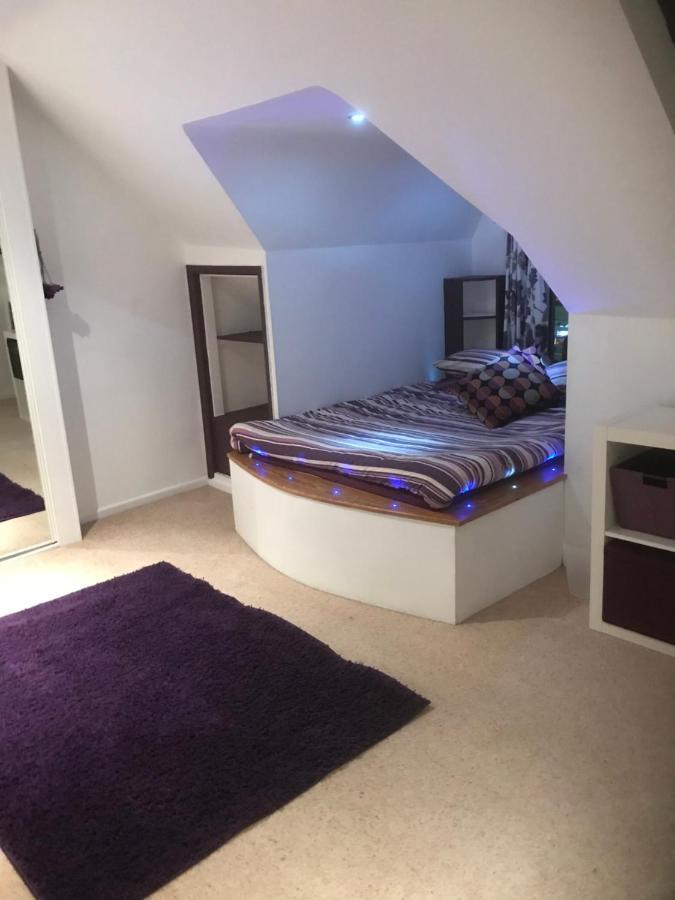 Top Floor In Beautiful Home Weymouth Esterno foto