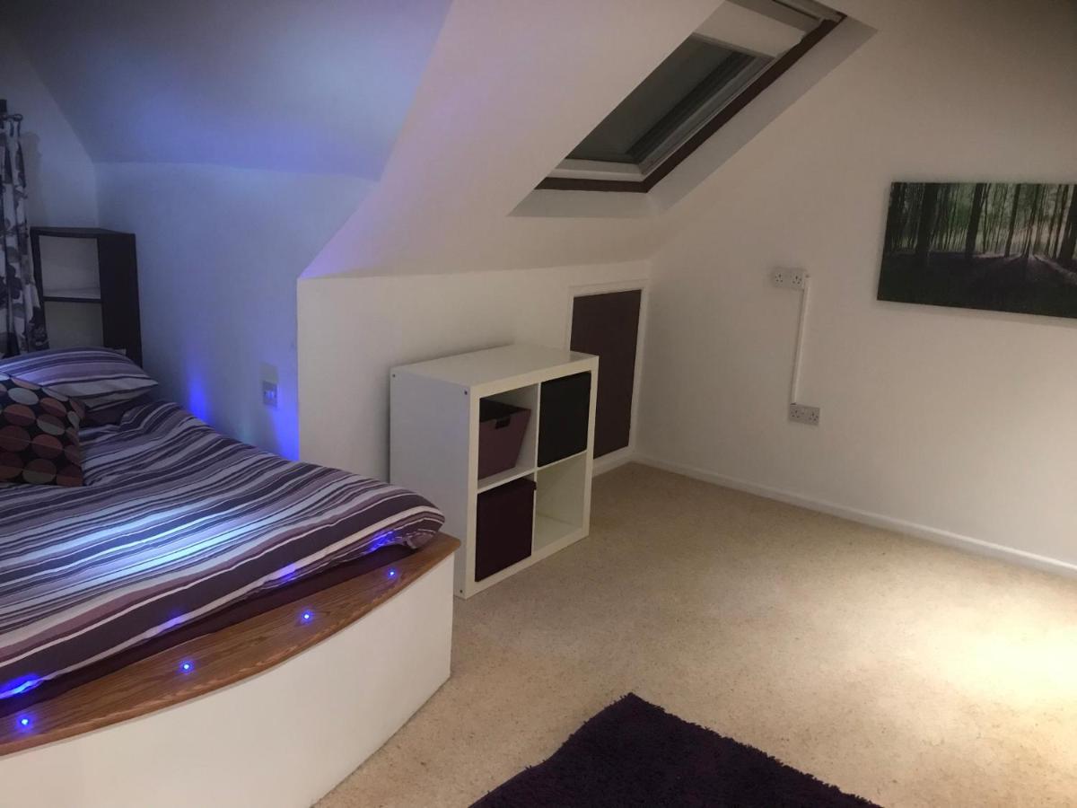 Top Floor In Beautiful Home Weymouth Esterno foto